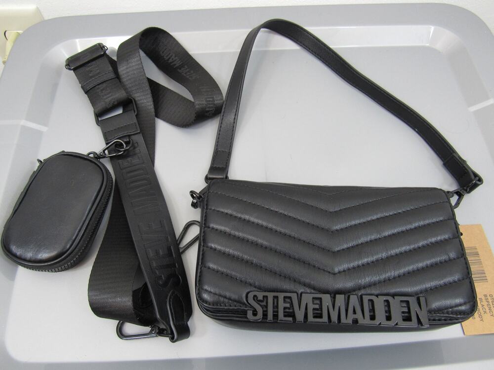 NWT Steve Madden Black Quilted Chevron Crossbody Bag Shoulder Bag Small Pouch